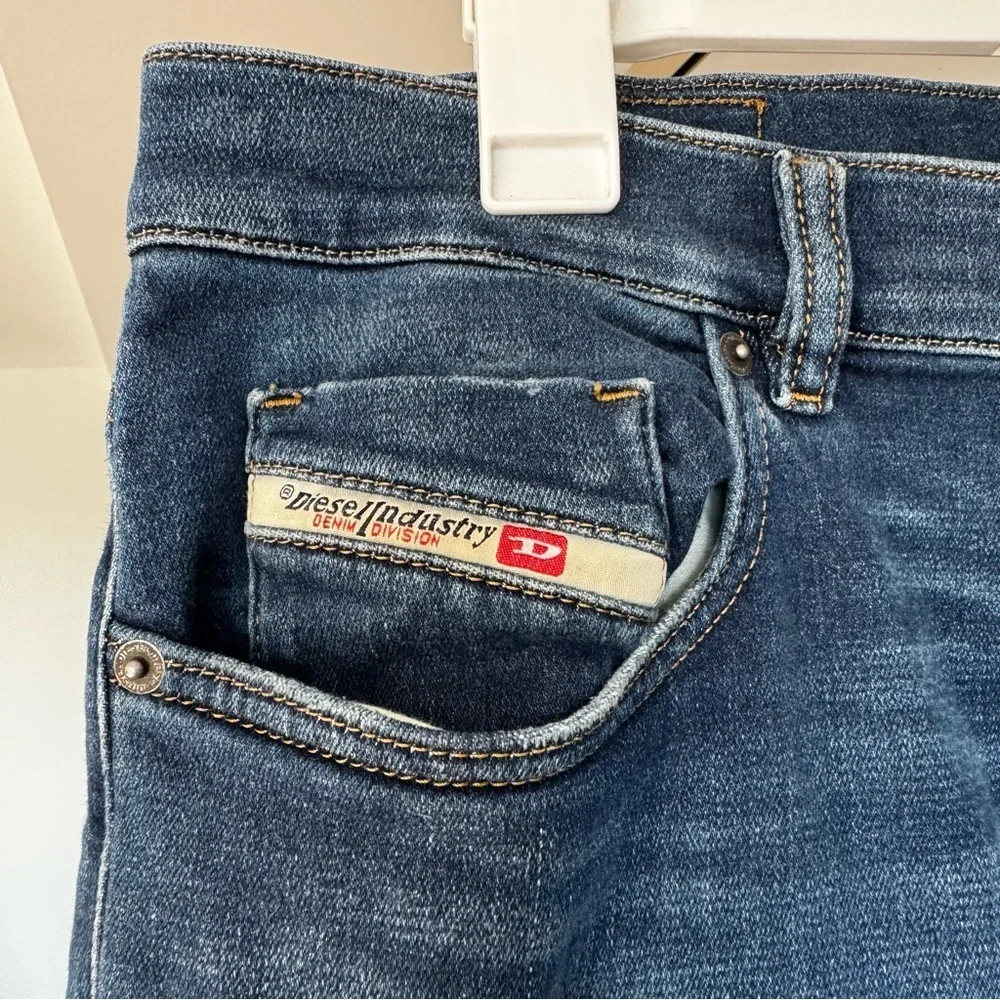 Diesel D-Strukt JoggJeans - Slim Fit - Style 068AZ - Men’s Size 32